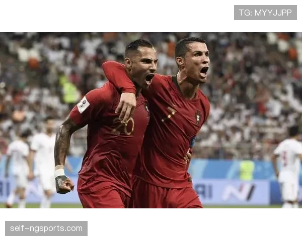 夸雷斯马与菲戈：边路爆破手的技术重心偏移与代际分化